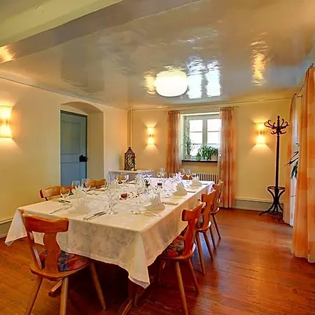 Zum Hirschen Hotel